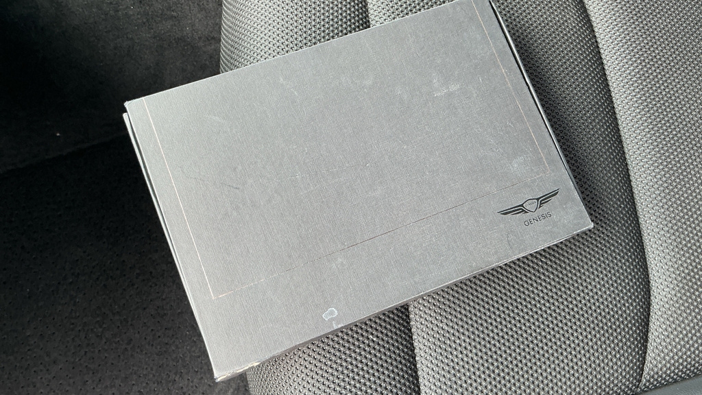 Genesis GV70 Luxury Line Grey #29