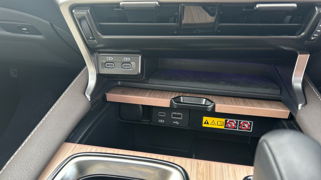 Lexus RX 450H 2.5 E-cvt Premium Plus Pack  #42