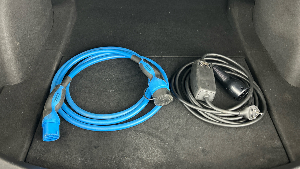 Tesla Model 3 Standard Range Plus White #29