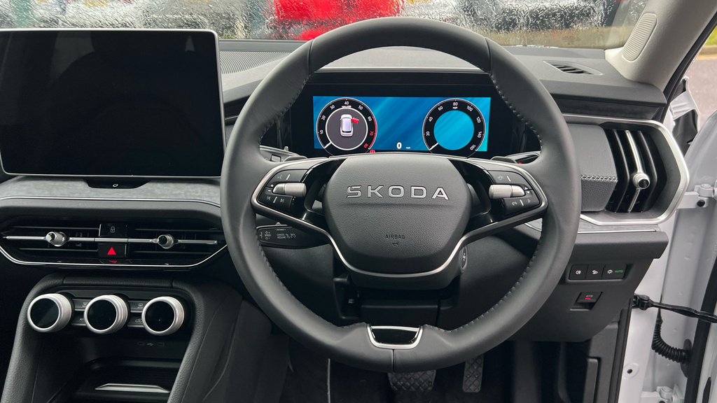 Skoda Kodiaq 2025 2.0 Tdi 193 Se L 4X4 Dsg 7 Seat Grey #16