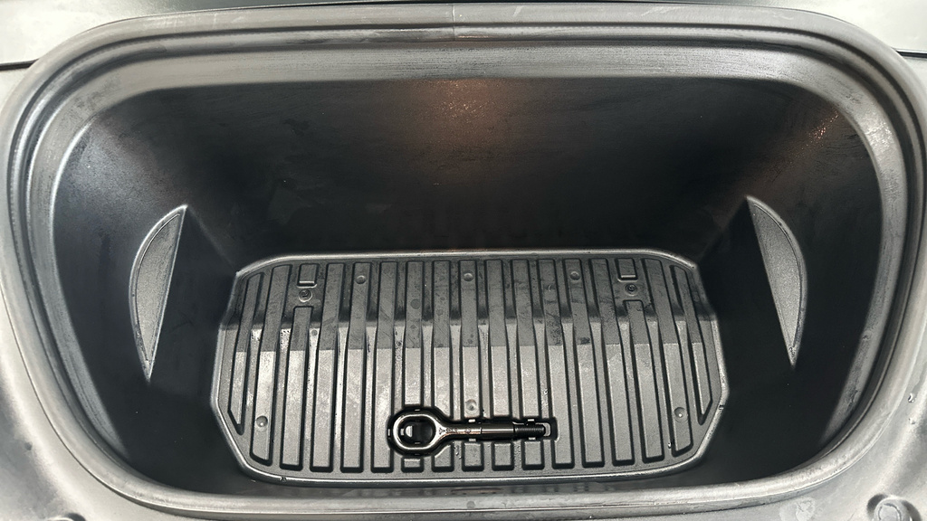 Tesla Model Y Y Long Range Awd Black #23