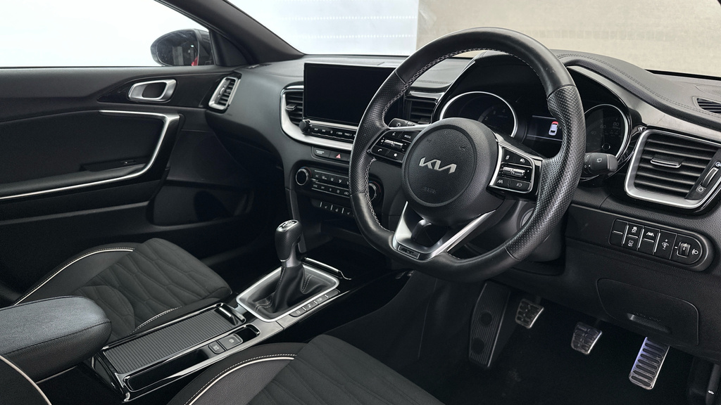 Kia Proceed Gt-line Red #10