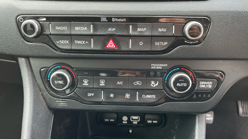 Kia Niro 4 Blue #38