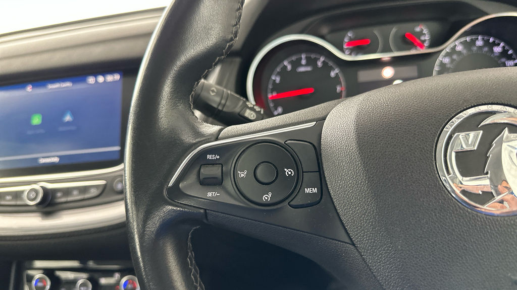 Vauxhall Grandland X Se White #15