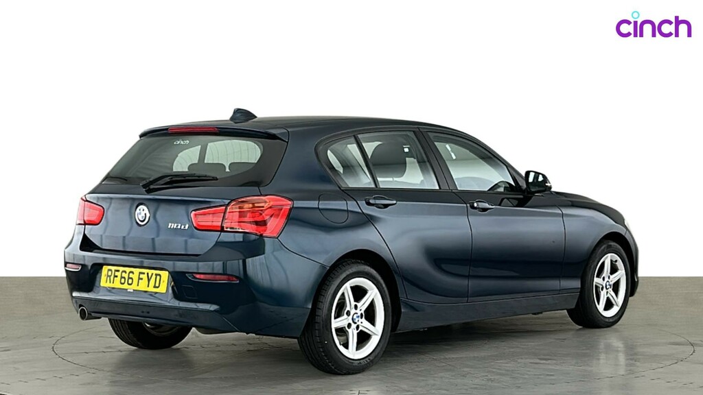 BMW 1 Series Sport Black #3