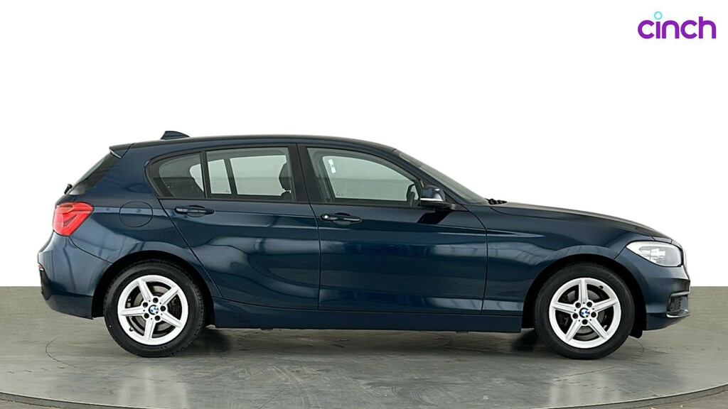 BMW 1 Series Sport Black #2