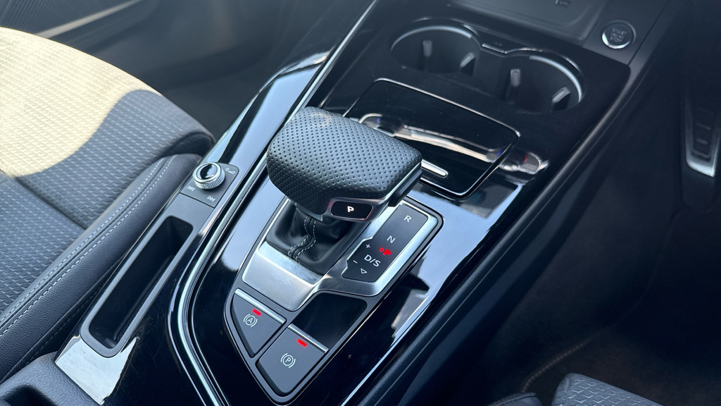Audi A4 Avant S Line Grey #25