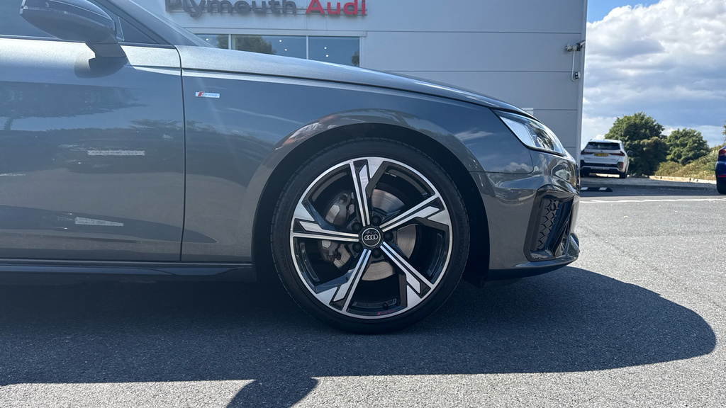 Audi A4 Avant S Line Grey #19