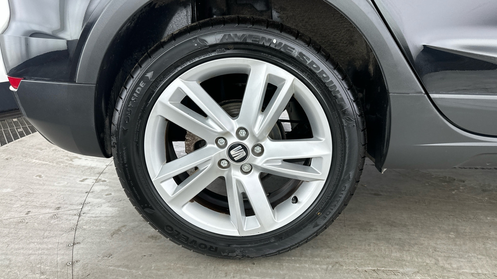 Seat Arona Se Technology Red #25