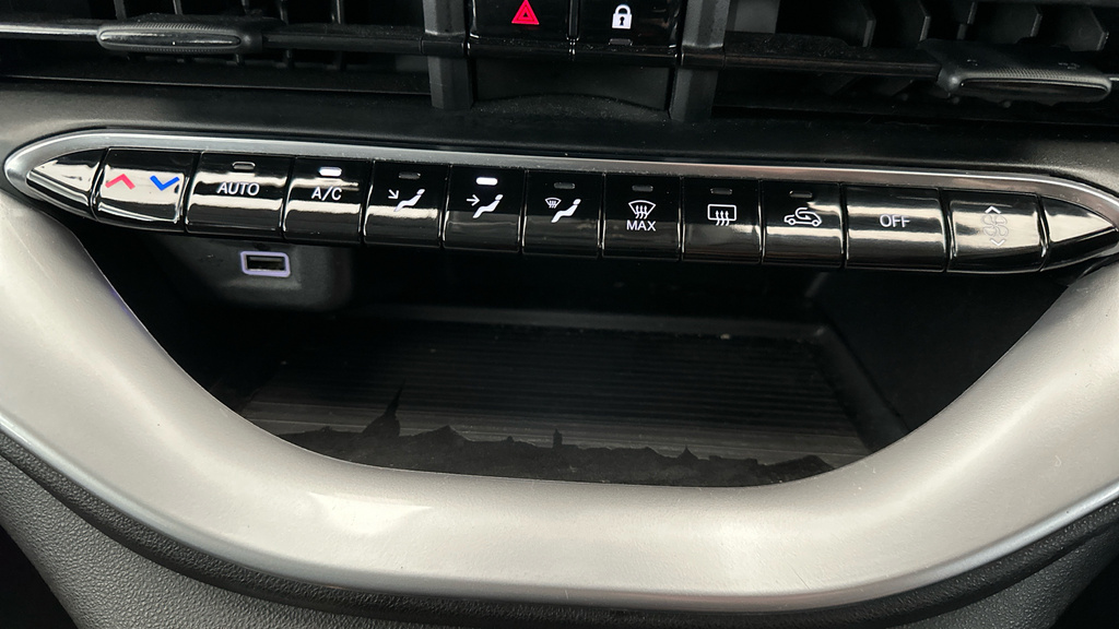 Fiat 500E E Black #12