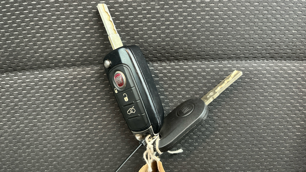 Fiat Tipo Automatic White #10