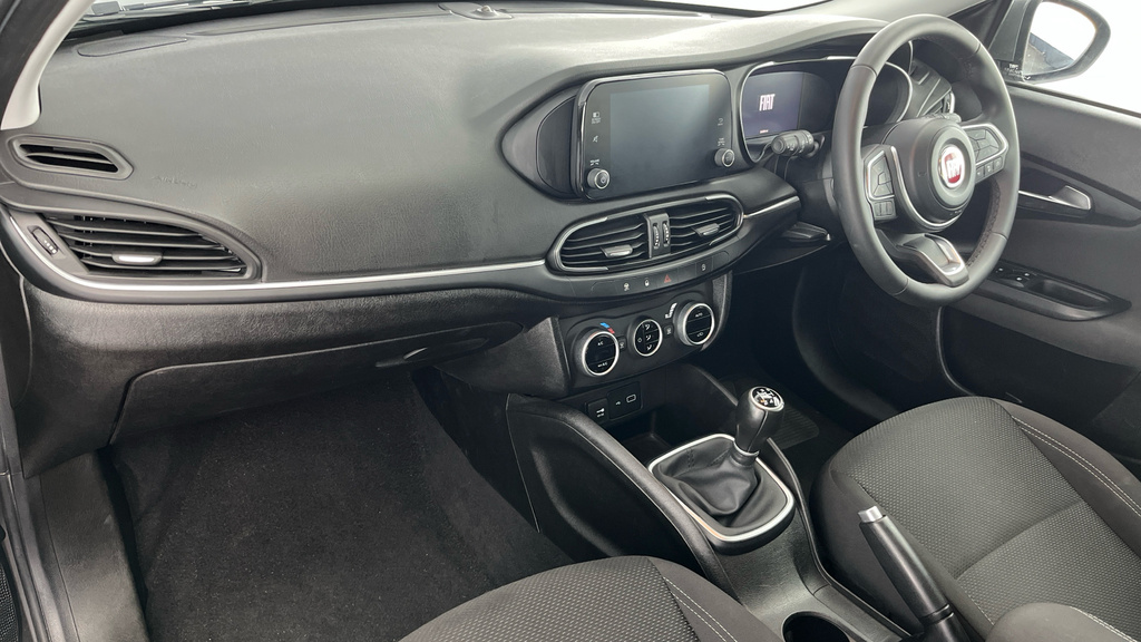 Fiat Tipo Automatic White #13