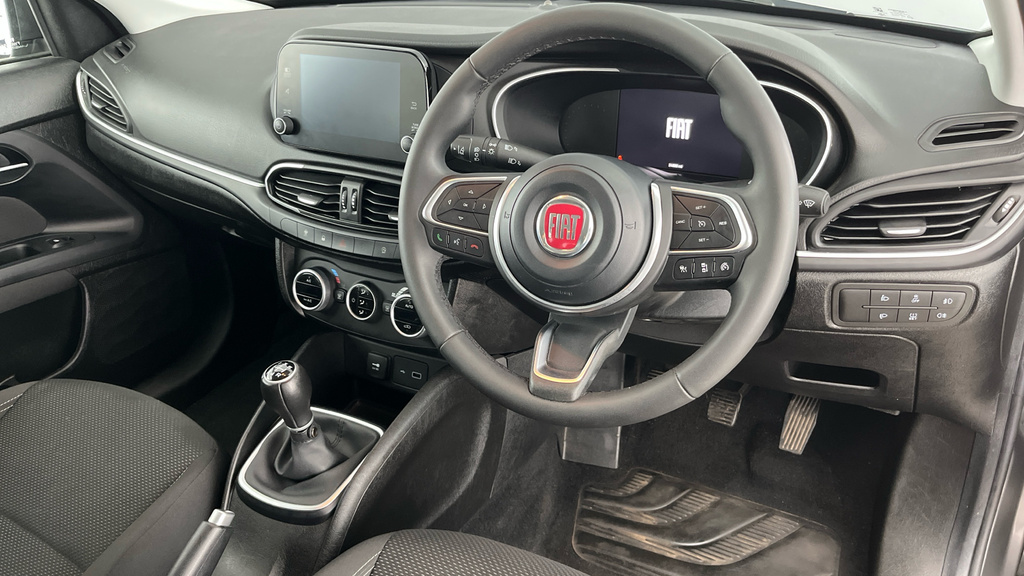 Fiat Tipo Automatic White #9