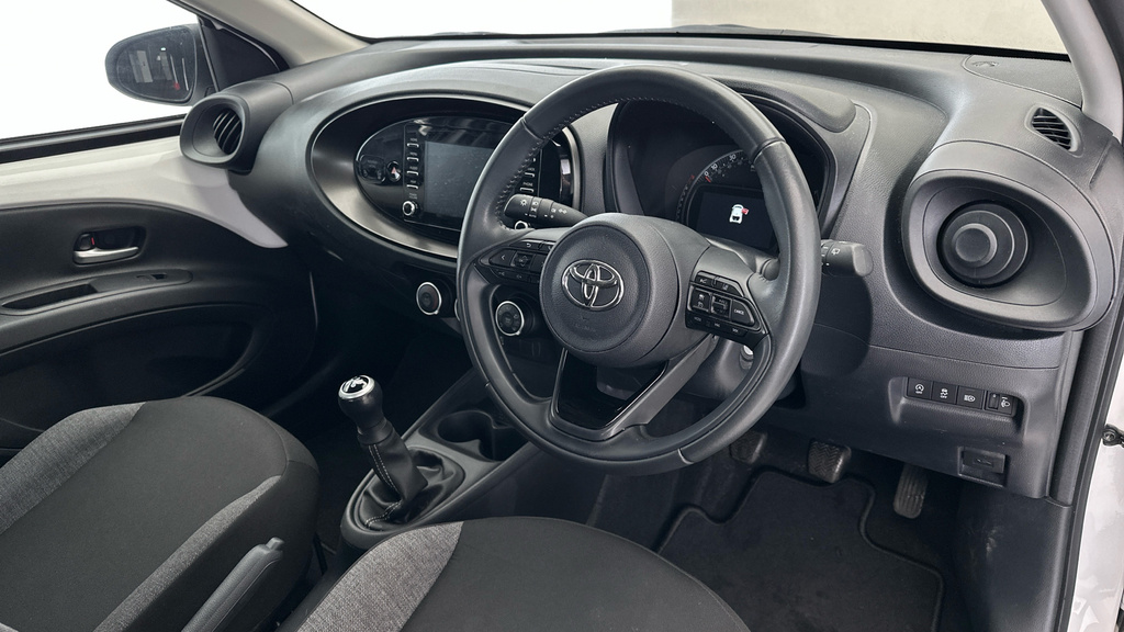 Toyota Aygo X Edge Manual Blue #9