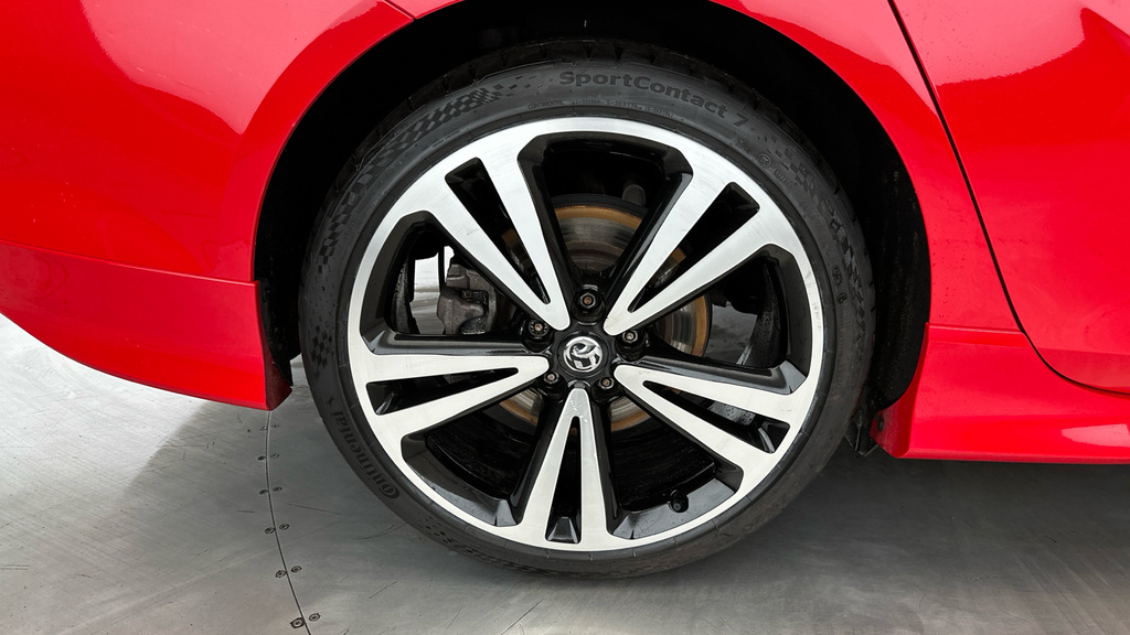 Vauxhall Insignia Hatchback White #28