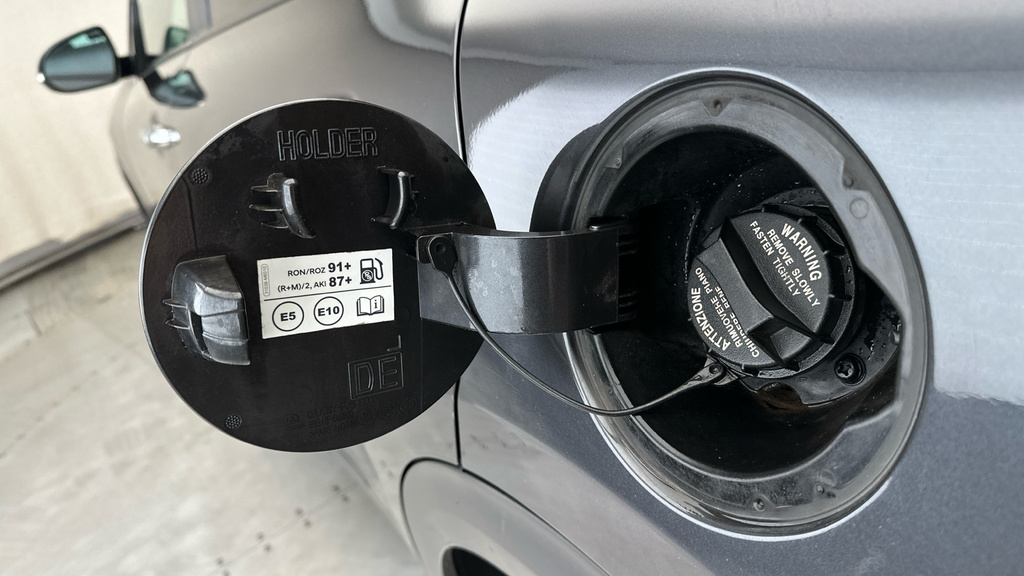 Kia Niro 2 Blue #29