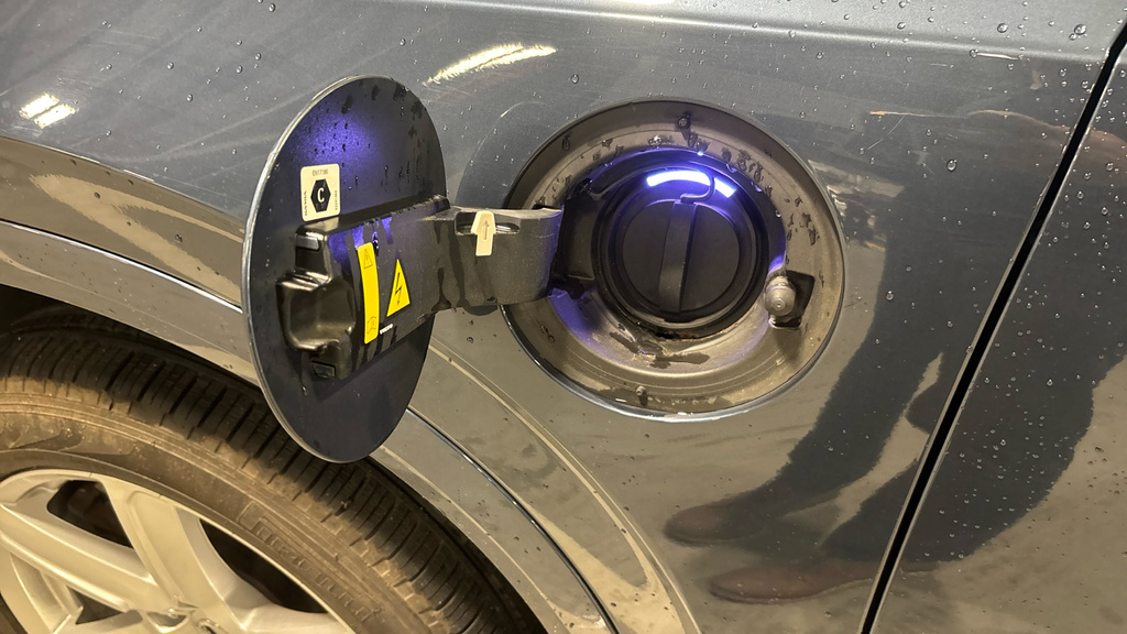 Volvo XC90 2.0 B5p Plus Dark Awd Geartronic Blue #26