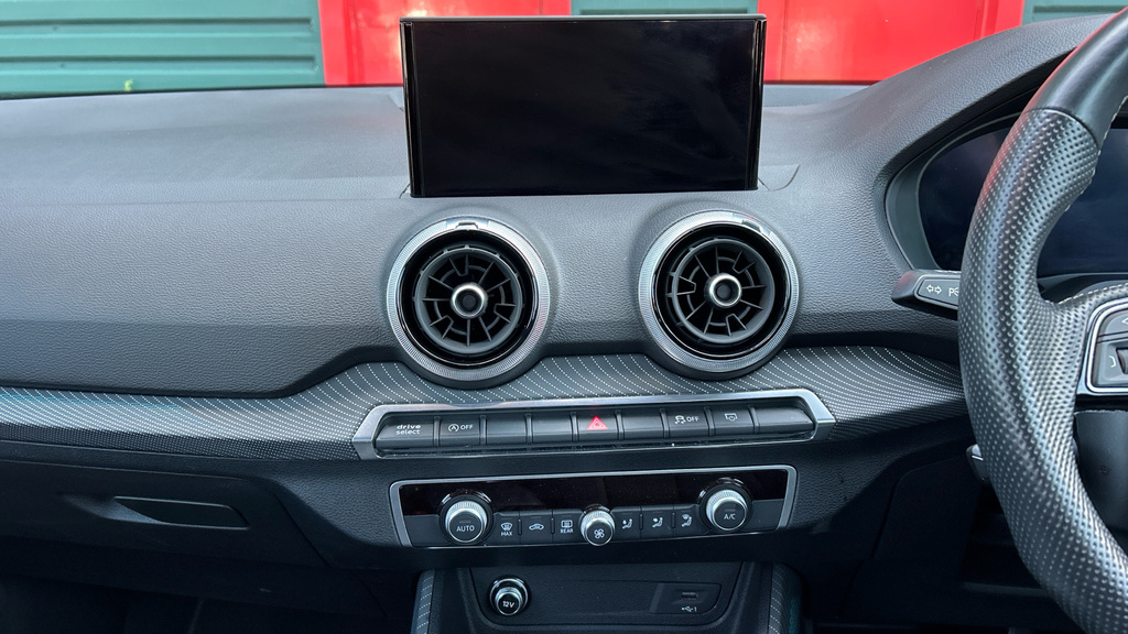 Audi Q2 35 Tfsi S Line #14