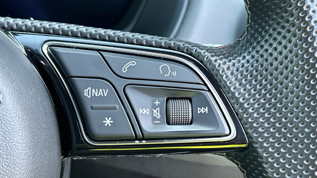 Audi Q2 35 Tfsi S Line #28