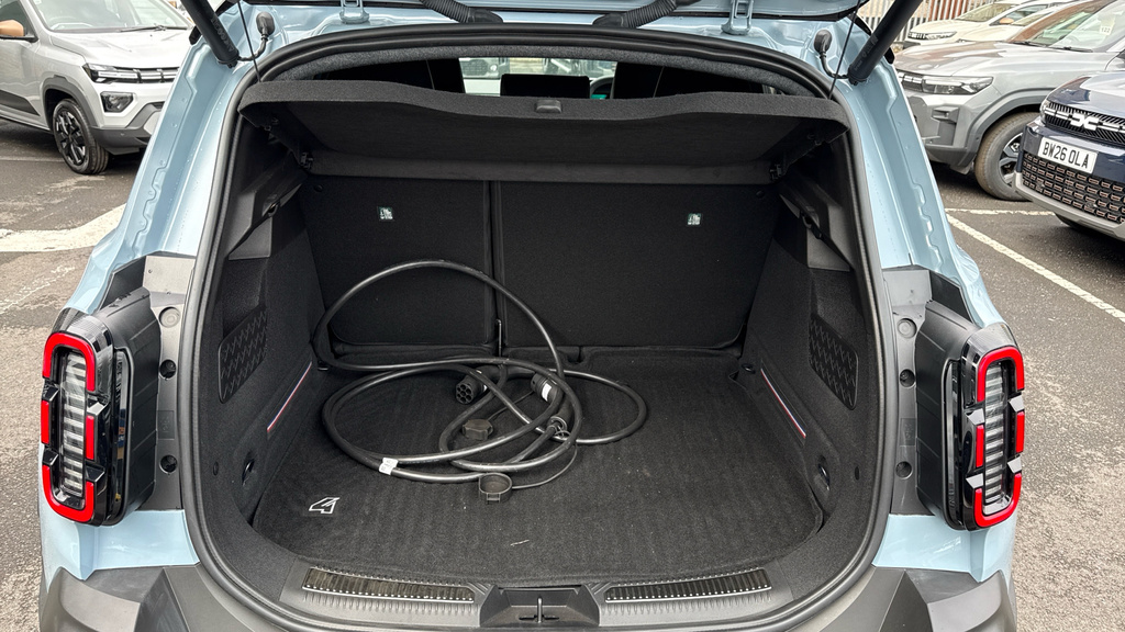 Renault 4 E-Tech Comfort Range 52Kwh Iconic Black #29