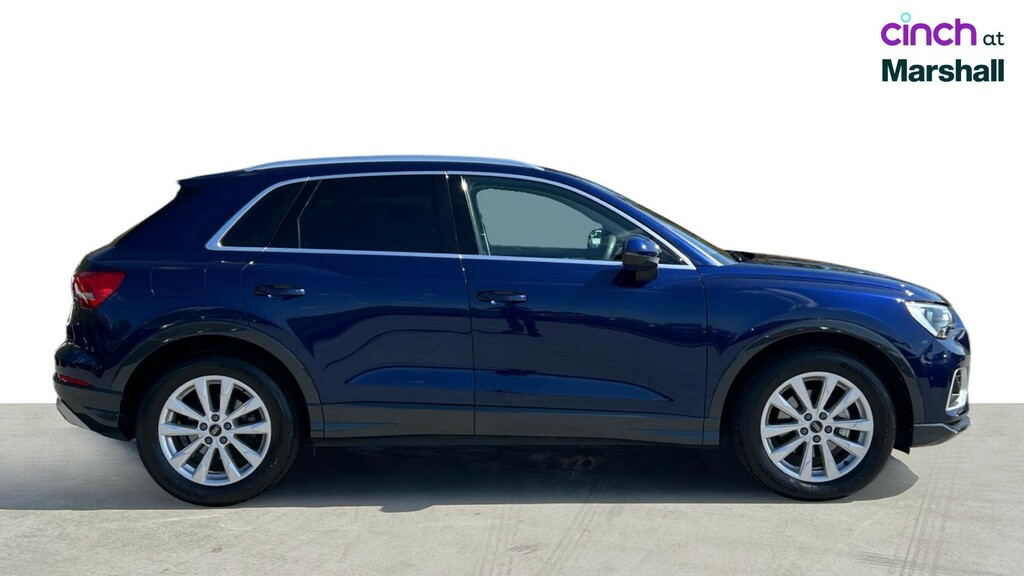 Audi Q3 Black Edition 35 Tfsi 150 Ps S Tronic Black #2