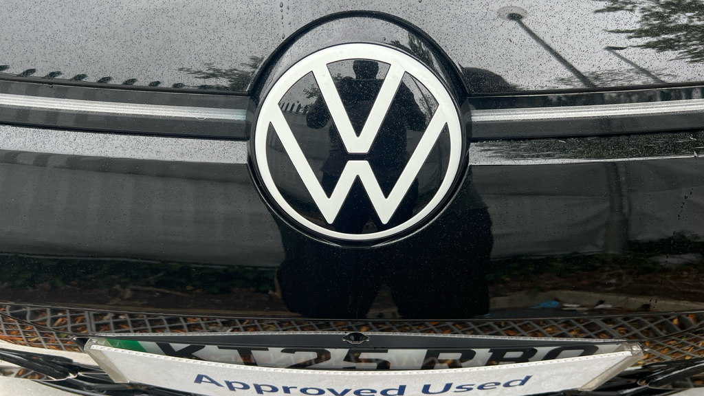 Volkswagen ID.3 Pro Black #47