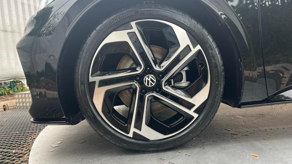 Volkswagen ID.3 Pro Black #20