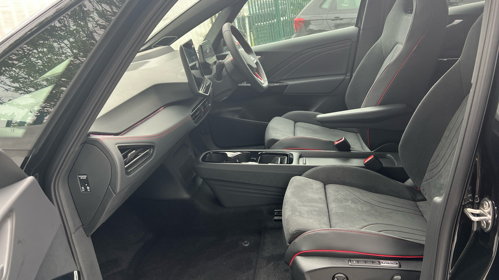 Volkswagen ID.3 Pro Black #10