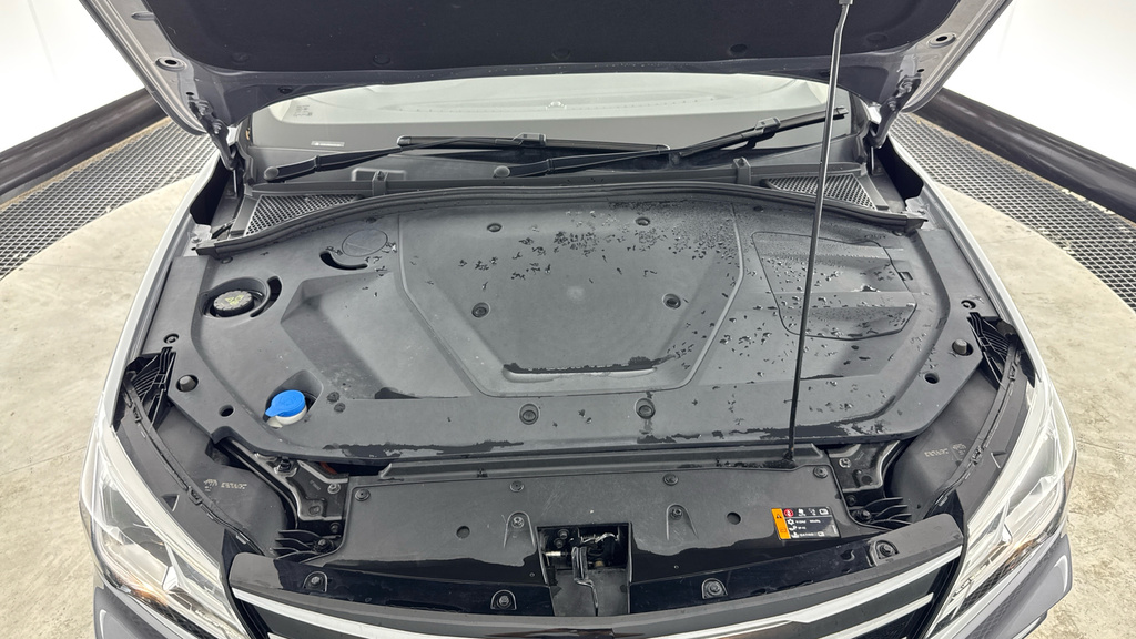 MG MG5 Mg 5 Excite Ev Blue #16