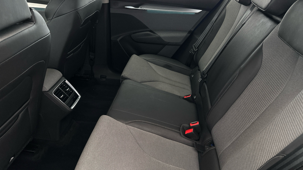Skoda ENYAQ 132Kw 60 Suite 62Kwh 120Kw Blue #20