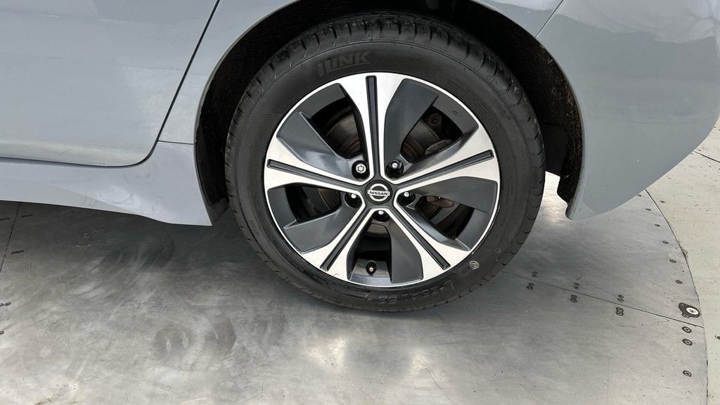 Nissan Leaf 40Kwh Tekna White #24