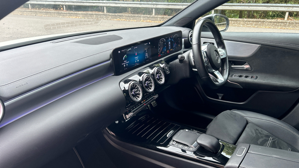 Mercedes-Benz A Class A180 Amg Line Executive Edition Blue #10