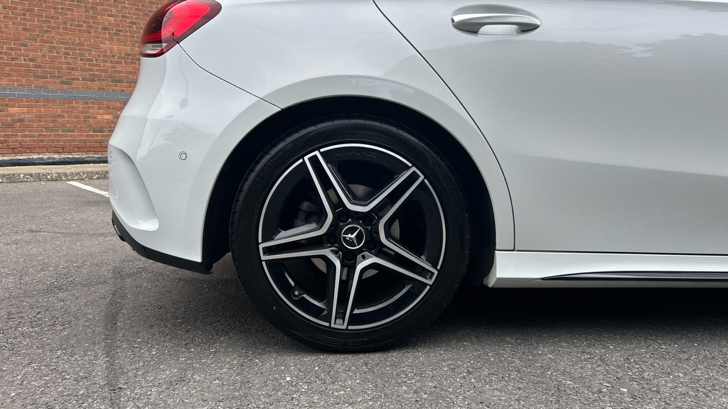 Mercedes-Benz A Class A180 Amg Line Executive Edition Blue #20