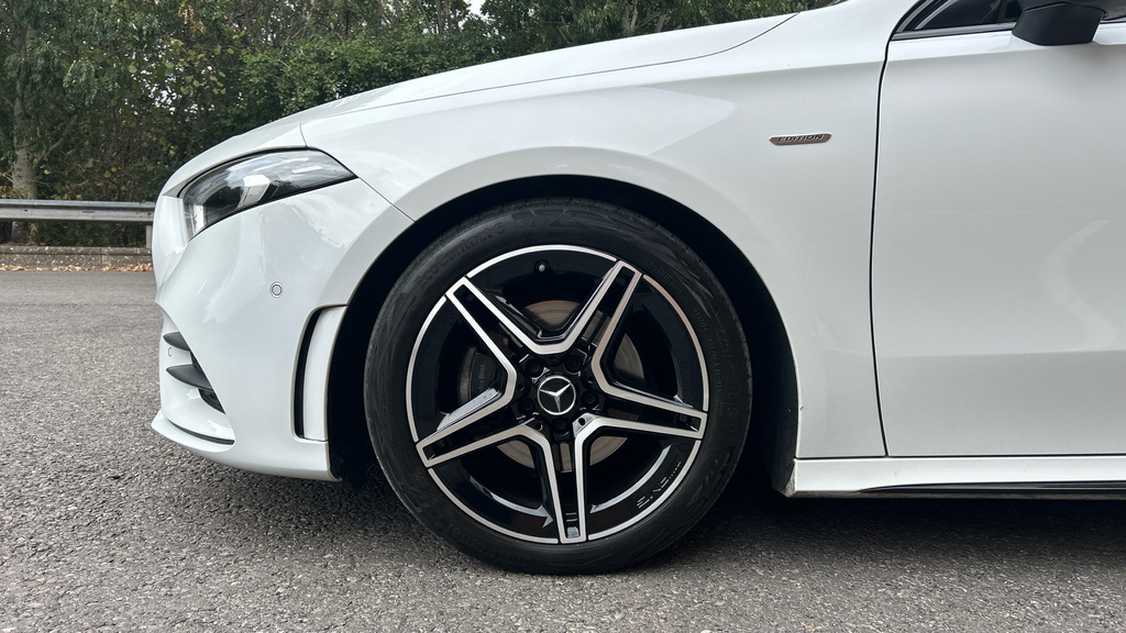 Mercedes-Benz A Class A180 Amg Line Executive Edition Blue #18