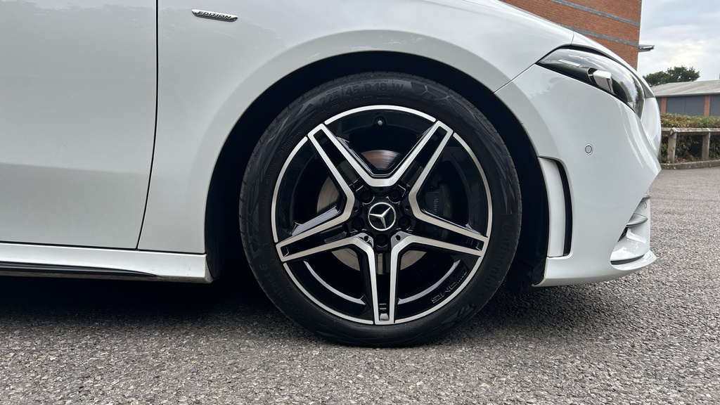 Mercedes-Benz A Class A180 Amg Line Executive Edition Blue #17