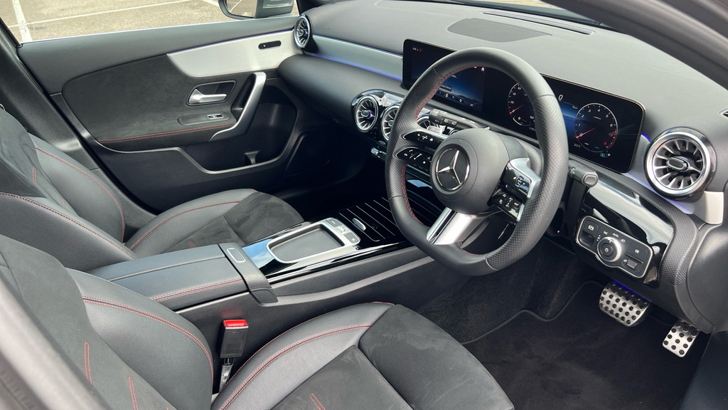 Mercedes-Benz A Class A180 Amg Line Executive Black #9