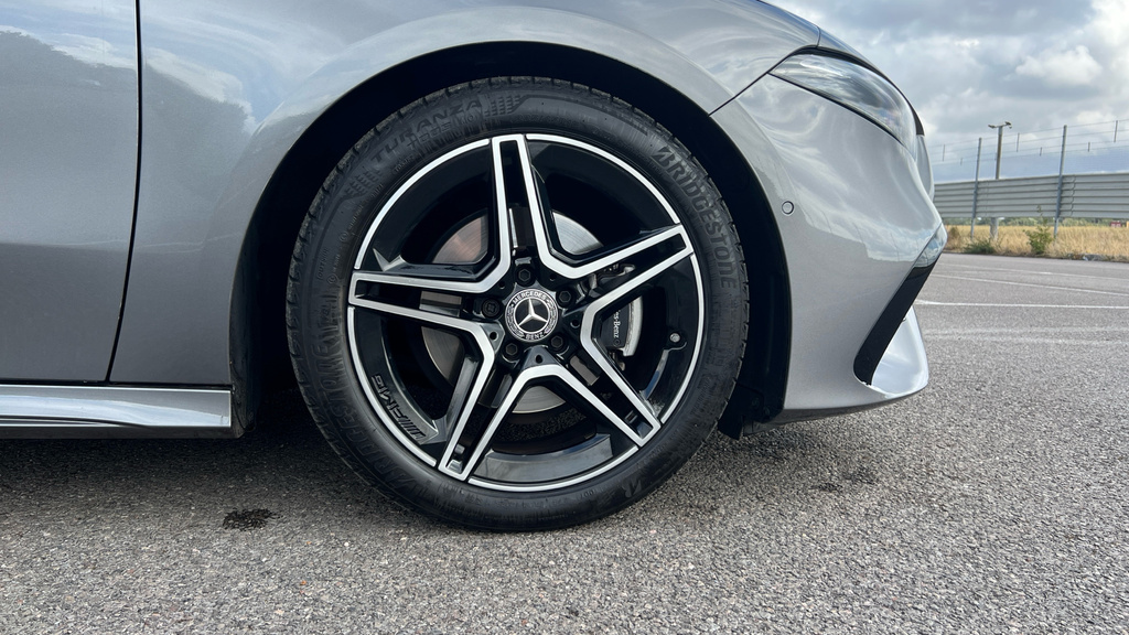 Mercedes-Benz A Class A180 Amg Line Executive Black #26