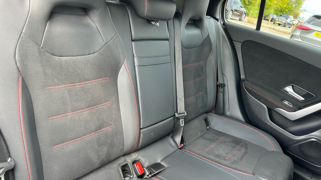 Mercedes-Benz A Class A180 Amg Line Executive Black #28