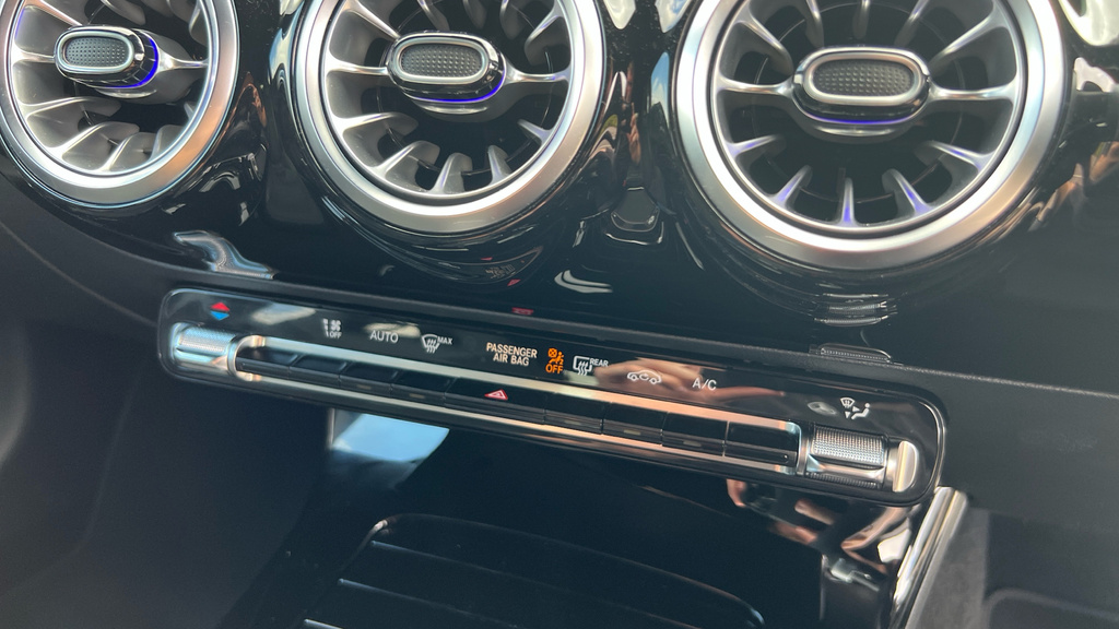 Mercedes-Benz A Class A180 Amg Line Executive Black #47