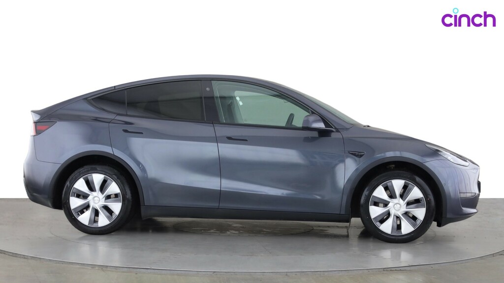 Tesla Model Y Long Range Awd Red #2
