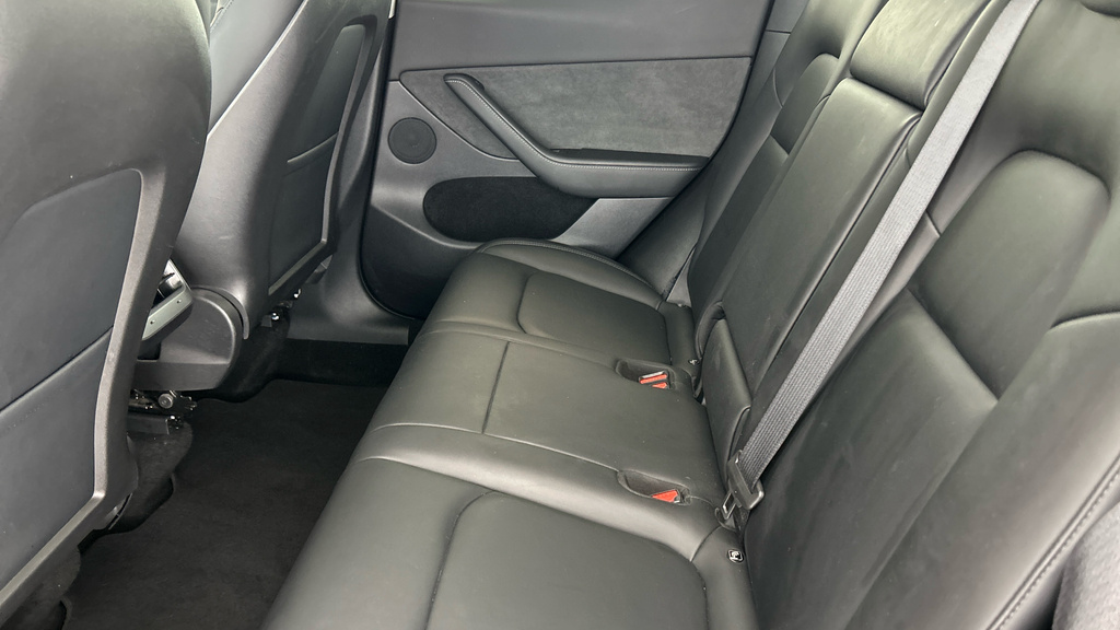 Tesla Model Y Long Range Awd Red #21