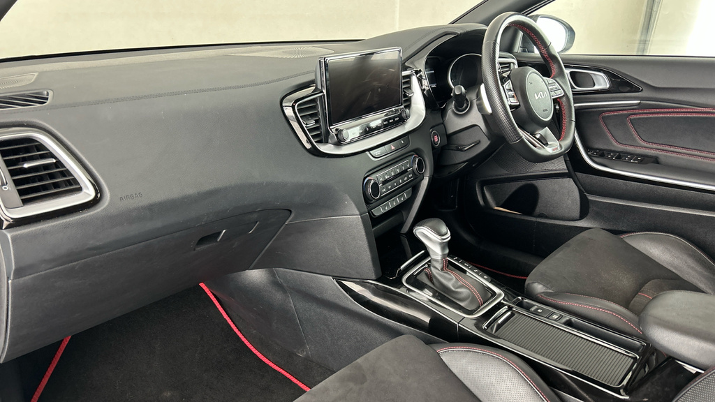 Kia Proceed Gt-line White #12