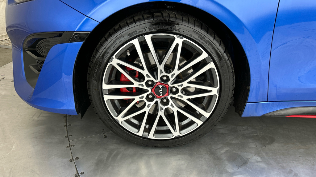 Kia Proceed Gt-line White #23