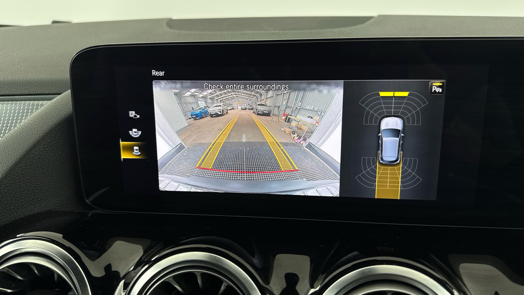 Mercedes-Benz EQA Suv Black #25