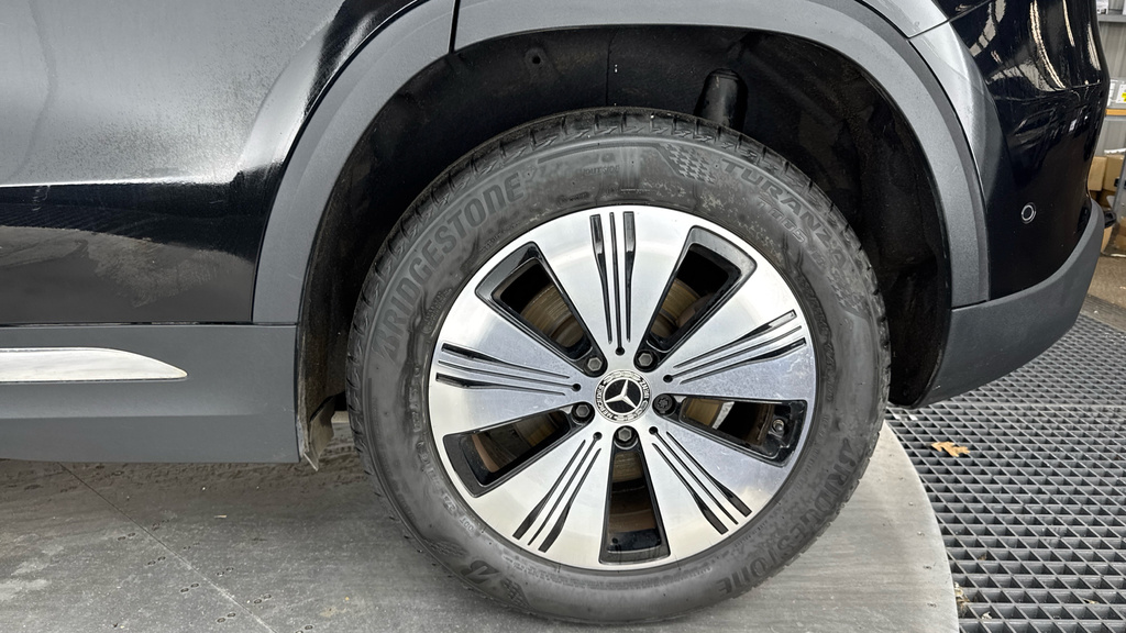 Mercedes-Benz EQA Suv Black #20