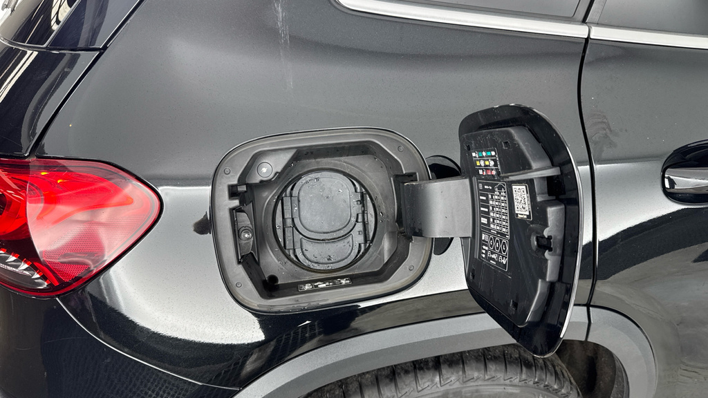 Mercedes-Benz EQA Suv Black #21