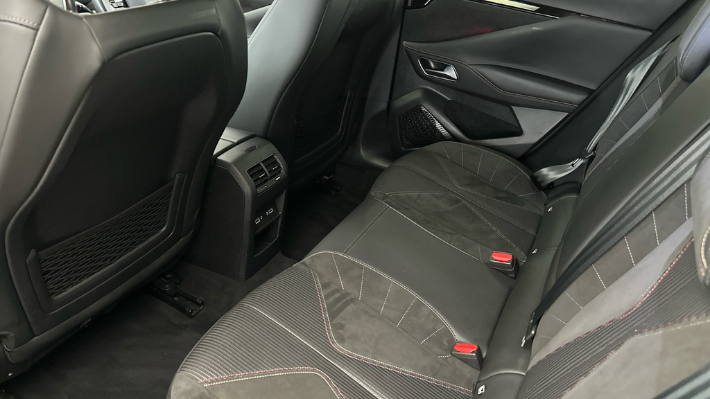 DS DS 4 1.6 E-tense 12.4Kwh Performance Line Hatchback 5  #22