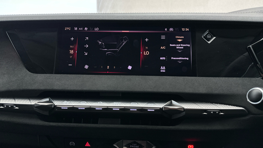 DS DS 4 1.6 E-tense 12.4Kwh Performance Line Hatchback 5  #19