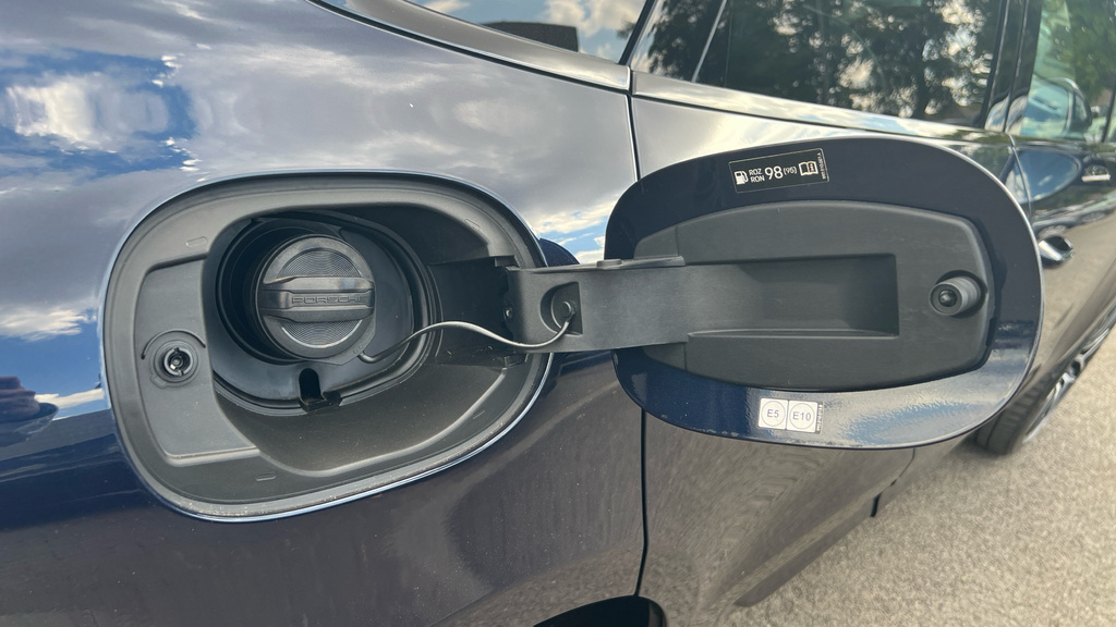 Porsche Macan Automatic  #49