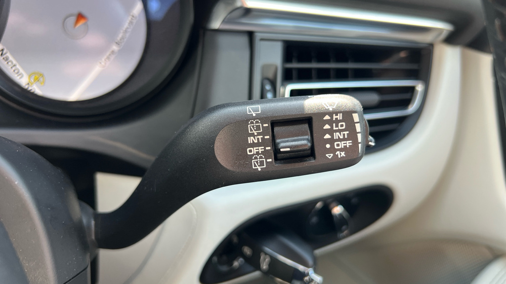 Porsche Macan Automatic  #37
